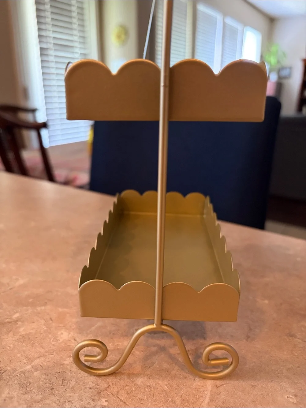 Ashland Gold Scalloped Two Tier Metal Display Stand With Box New